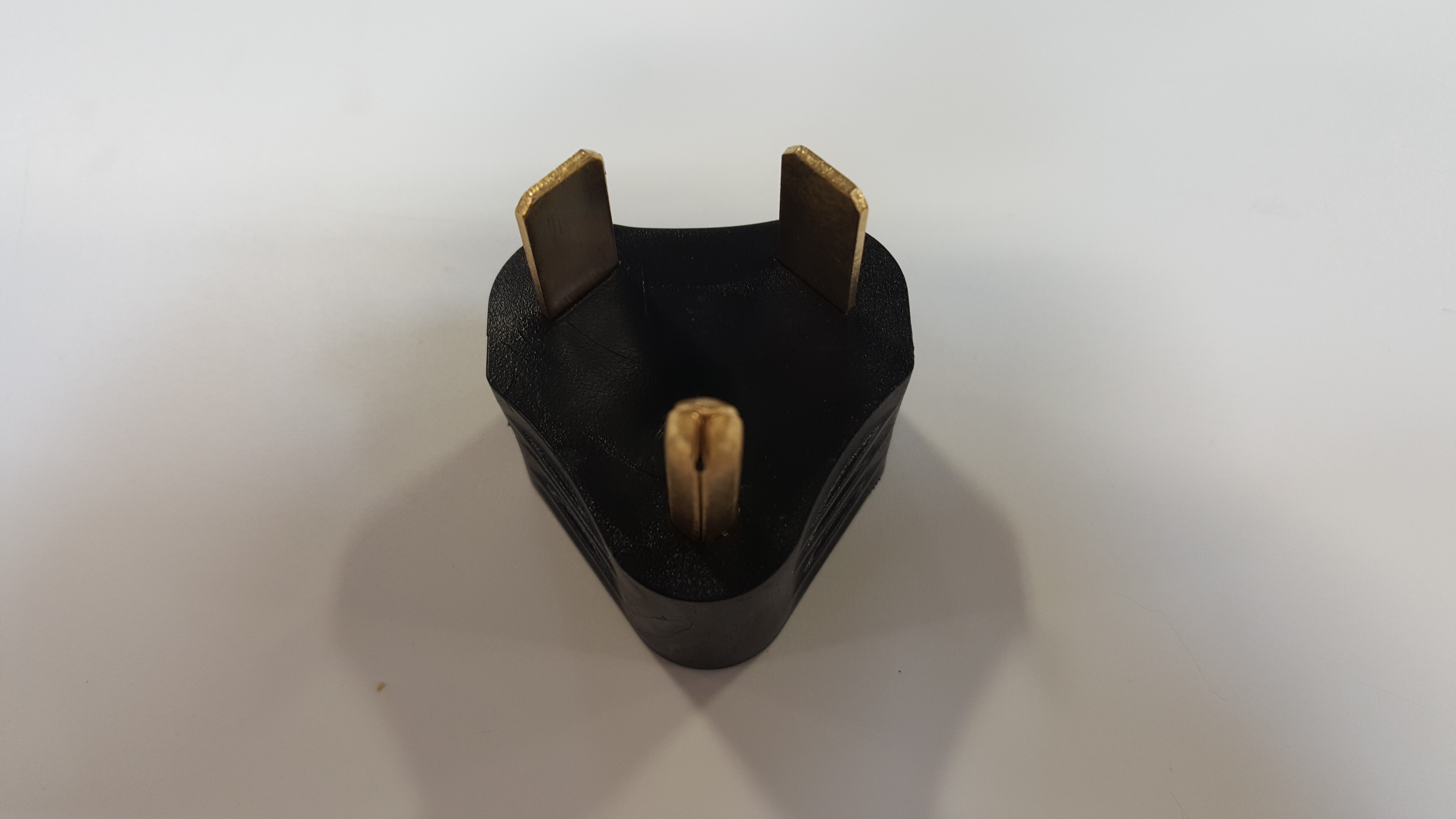 30 Amp Male to 15 Amp Female Adapter Plug